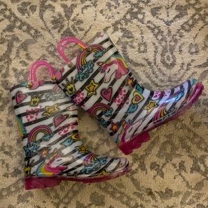 Light up rain boots